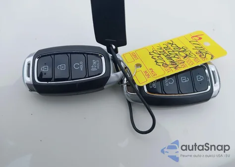 2022 Hyundai Kona Limited из США, поврежденный, VIN KM8K5CA35NU791335